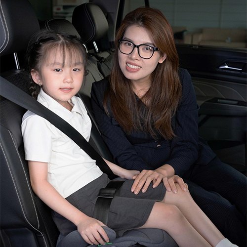 Gia đình Việt cùng ghế ô tô Babyro